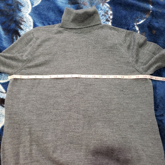 Merino Wool Shirt - Picture 7 of 7